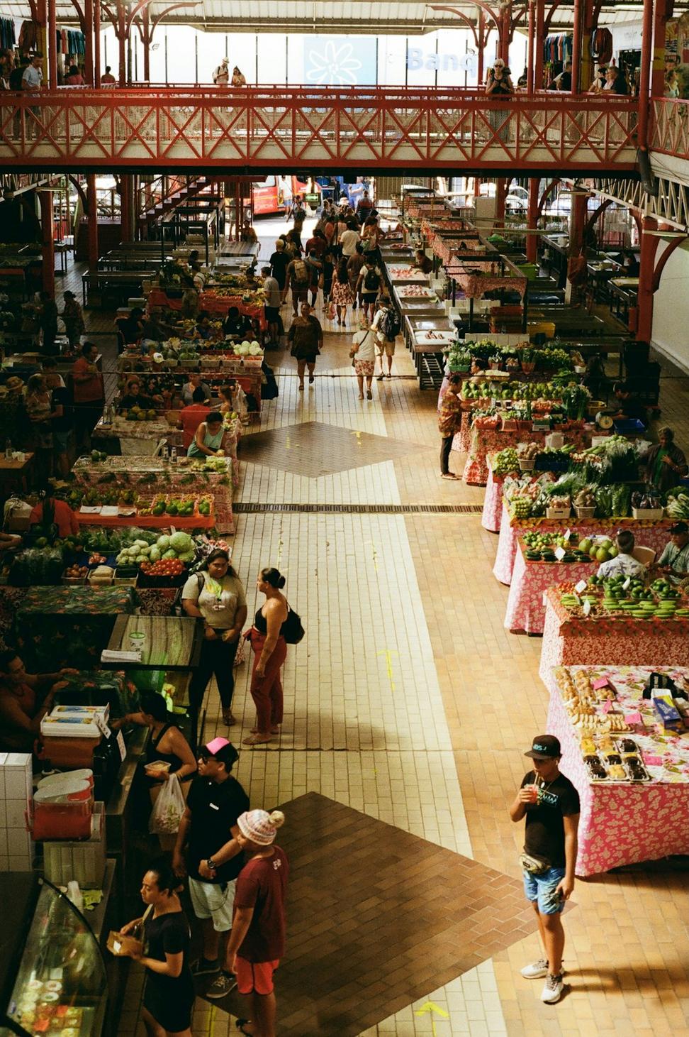 Eco-Market Plaza